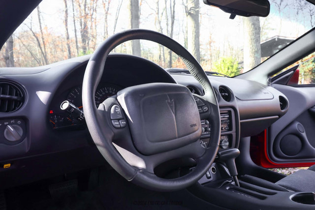 Used 1997 Pontiac Firebird Coupe w/ Opt Pkg image 34