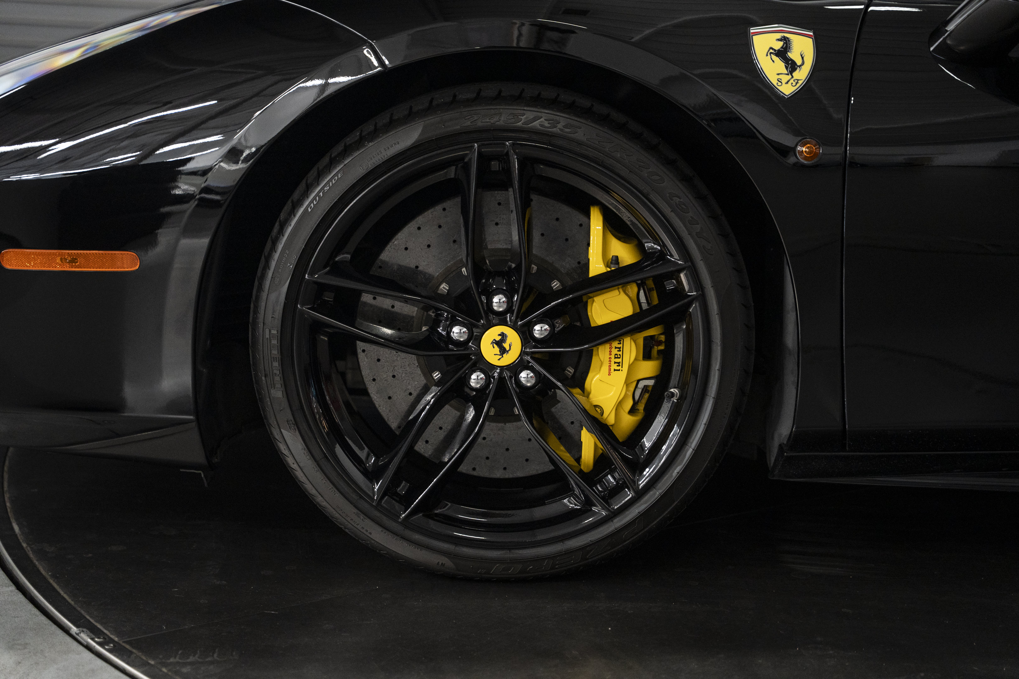 Certified 2018 Ferrari 488 Spider RWD image 21