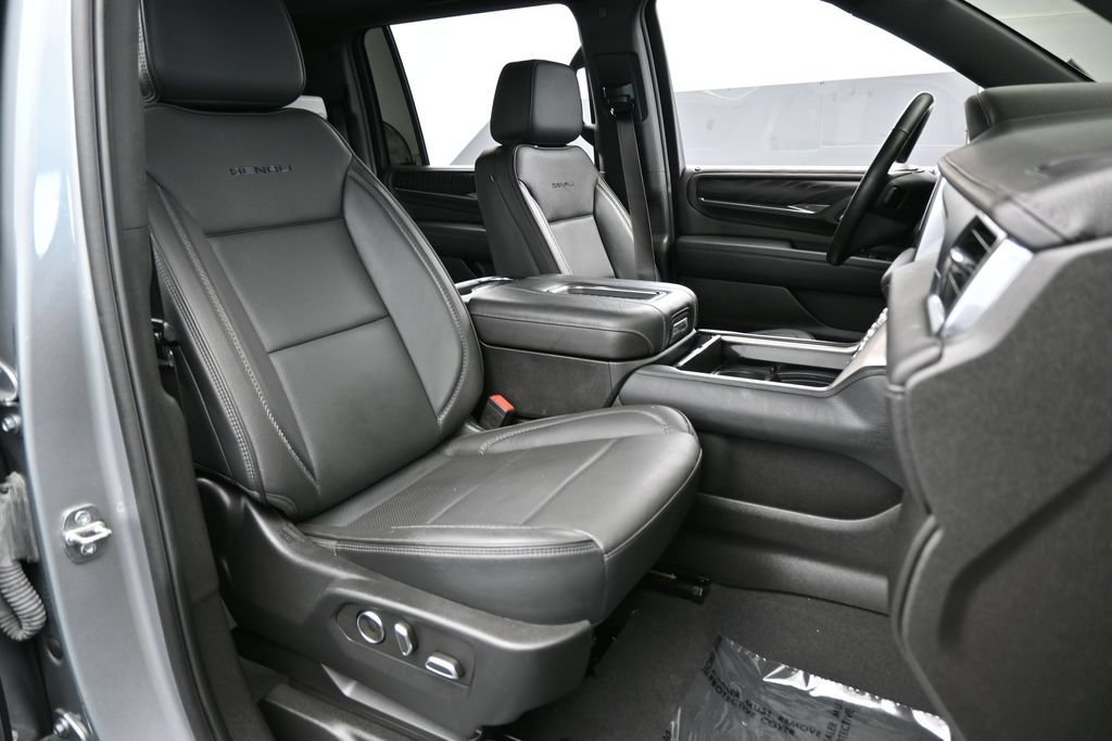 Used 2024 GMC Yukon XL Denali RWD image 58