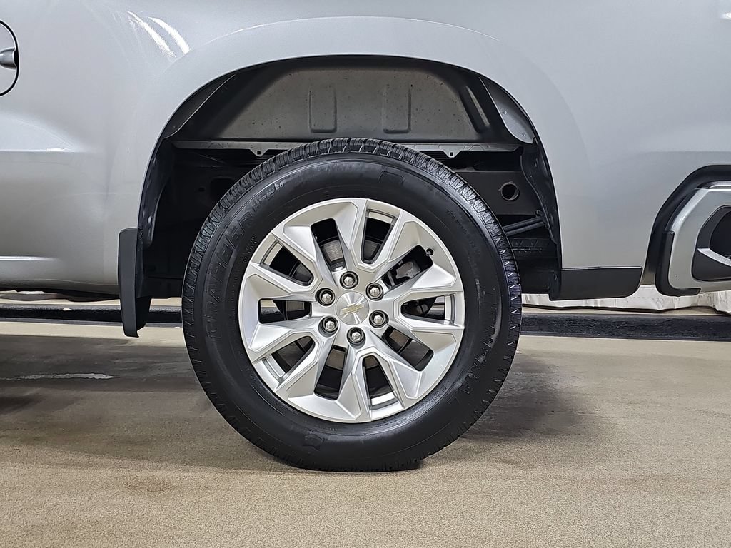 Certified 2023 Chevrolet Silverado 1500 Custom AWD/4WD image 37