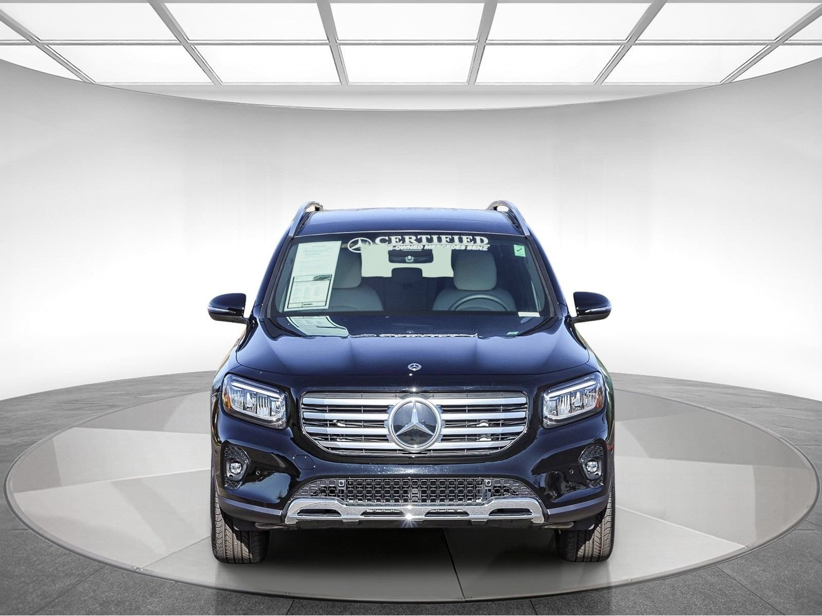 Used 2026 Mercedes-Benz GLB 250 4MATIC image 6