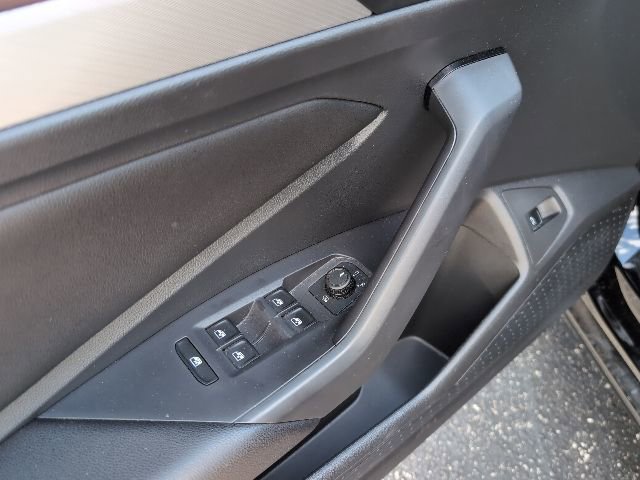 Used 2019 Volkswagen Jetta S w/ Driver Assistance Package FWD image 23