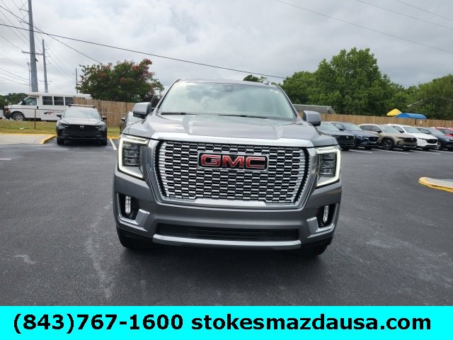 Used 2021 GMC Yukon Denali w/ Denali Premium Package image 8