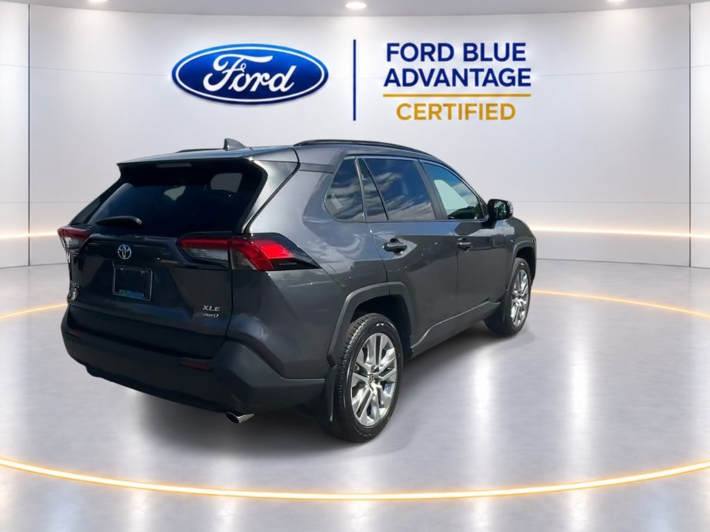 Used 2023 Toyota RAV4 XLE Premium AWD/4WD image 9