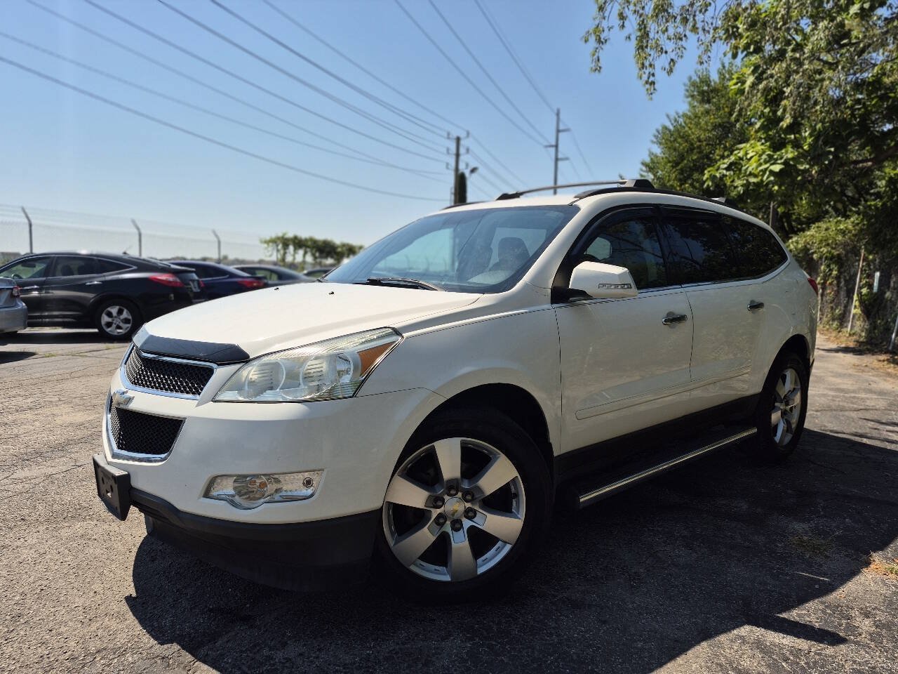 Used 2012 Chevrolet Traverse LT w/ All-Star Edition AWD/4WD image 3
