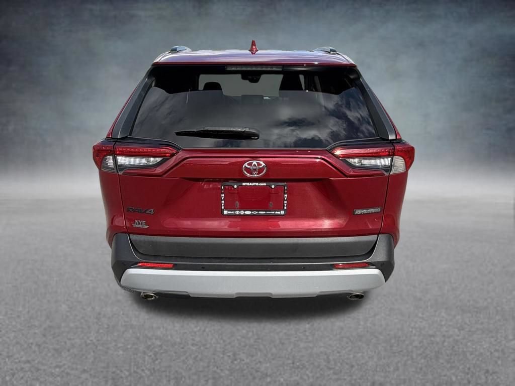 Used 2019 Toyota RAV4 Adventure AWD/4WD image 4