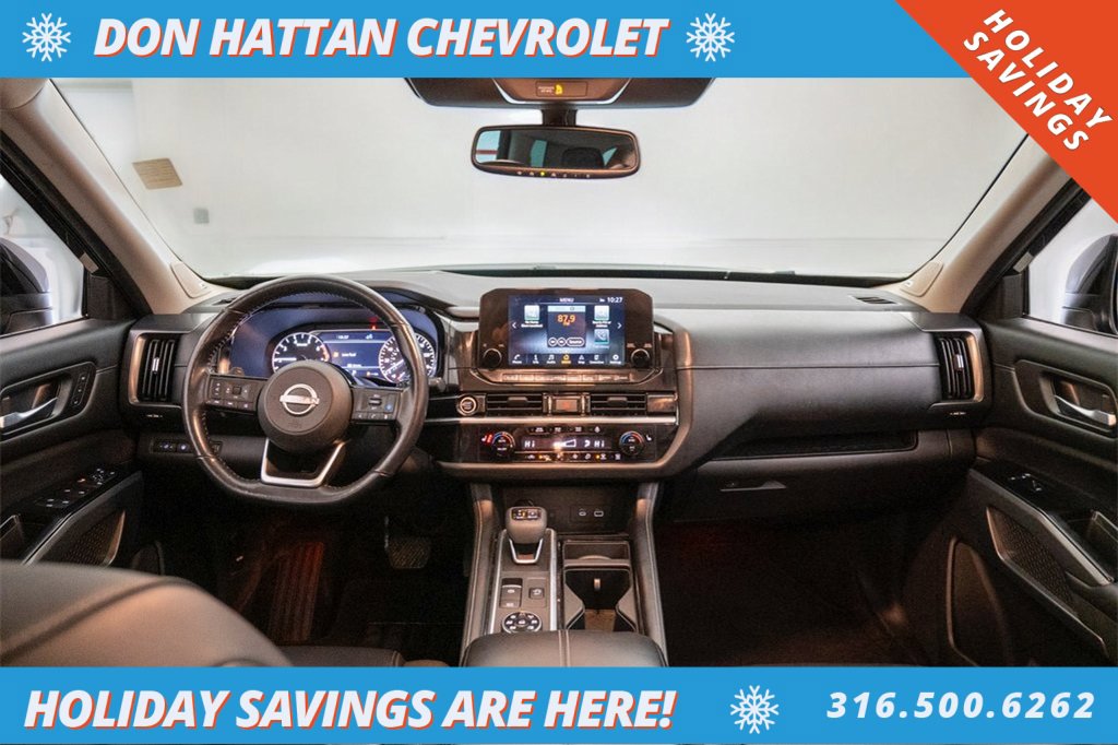 Used 2022 Nissan Pathfinder SL image 3