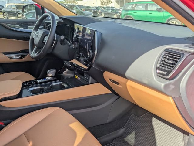 Used 2024 Lexus NX 250 FWD image 29