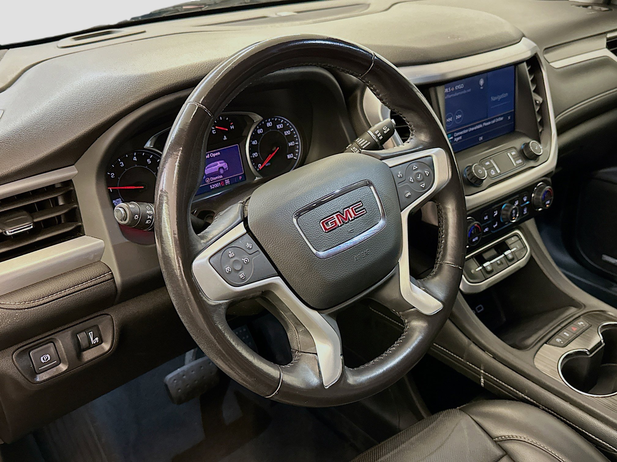 Used 2021 GMC Acadia SLT w/ Elevation Edition image 18