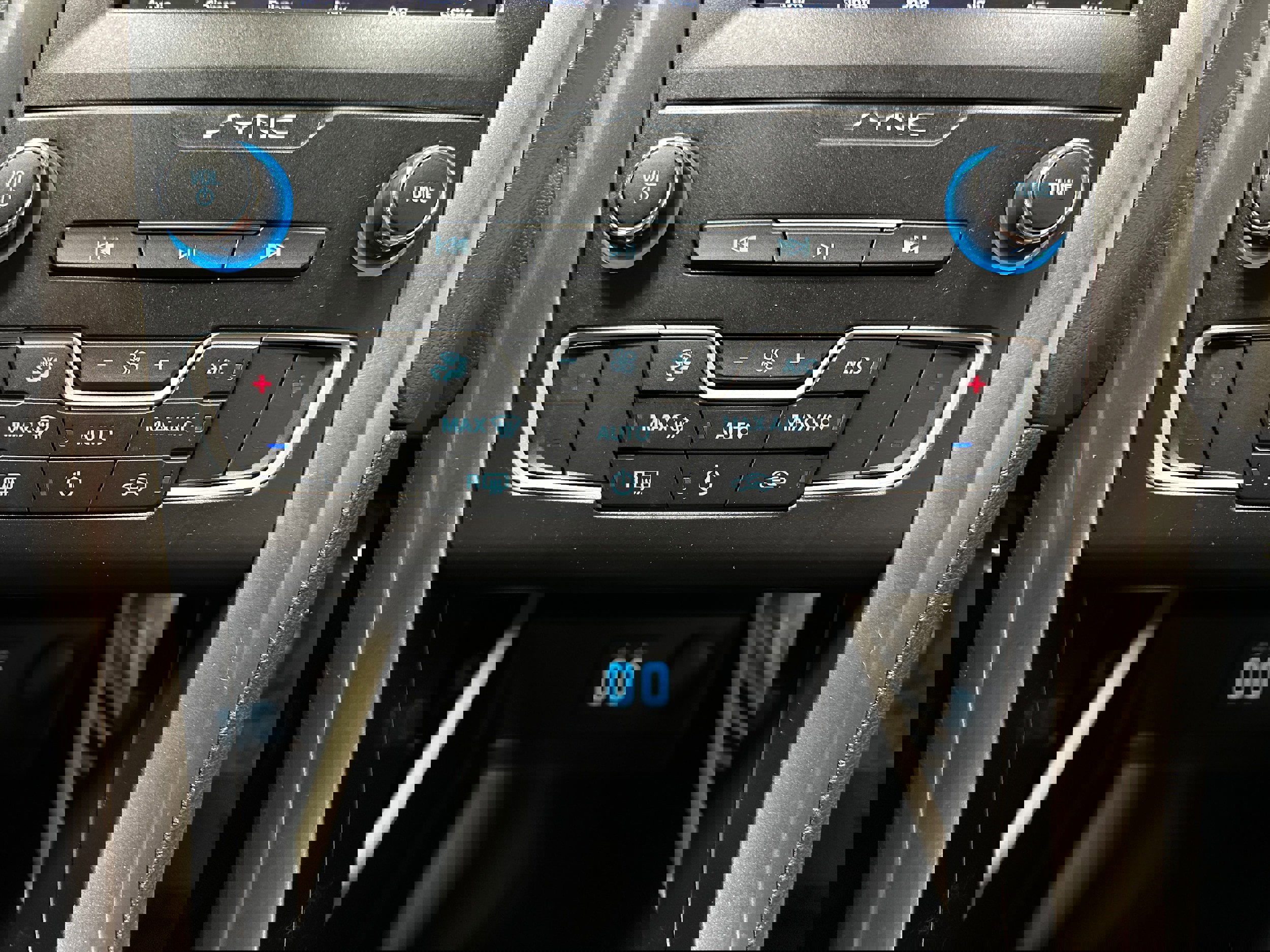 Certified 2019 Ford Fusion SE image 20