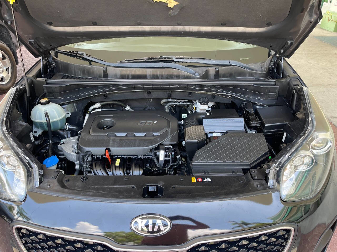 Used 2017 Kia Sportage LX w/ LX Popular Package image 40