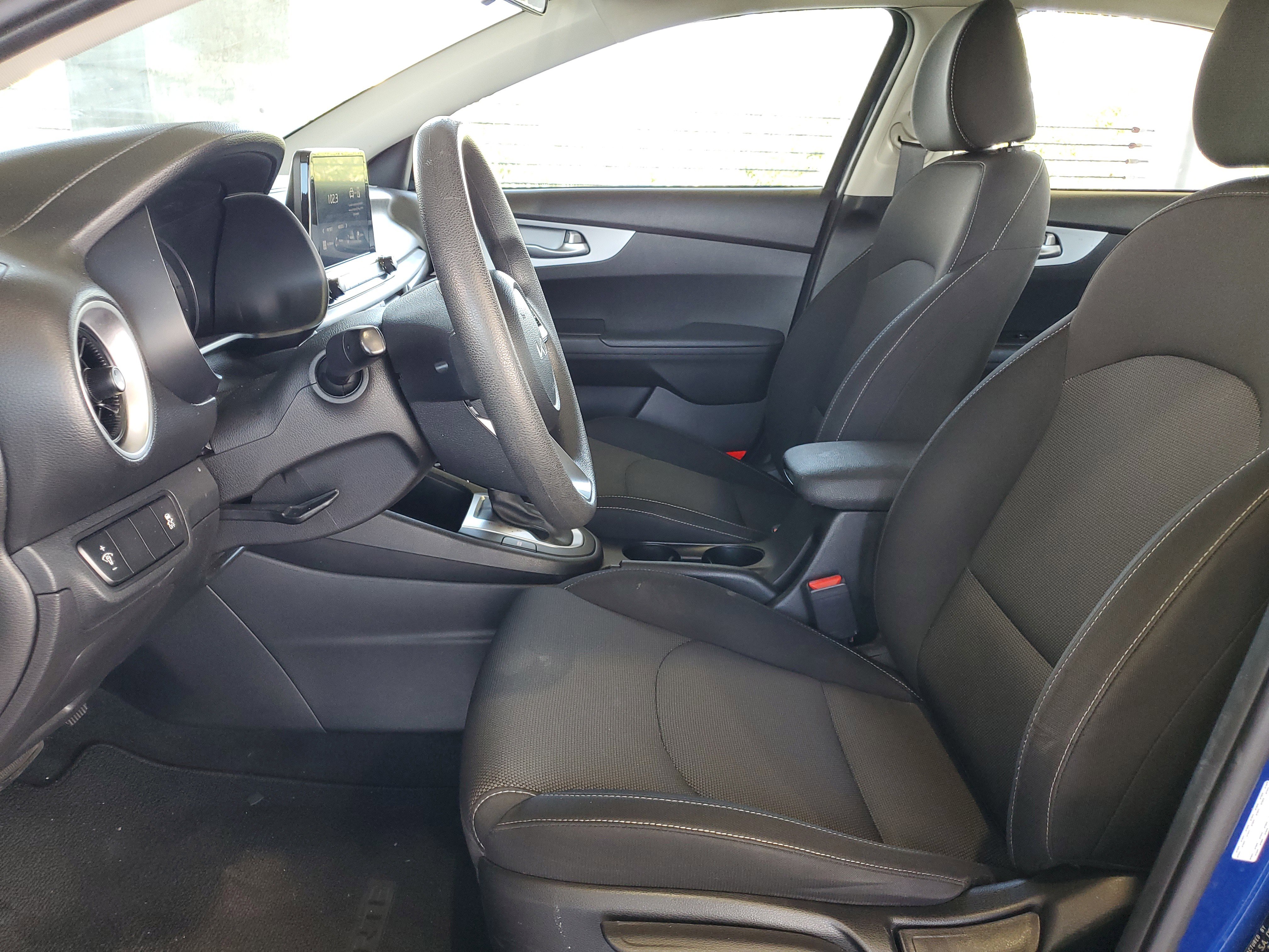 Used 2023 Kia Forte LXS FWD image 17
