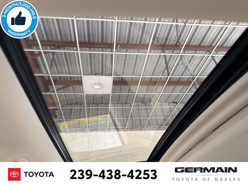 Used 2018 Lexus RX 350L FWD w/ Premium Package image 12