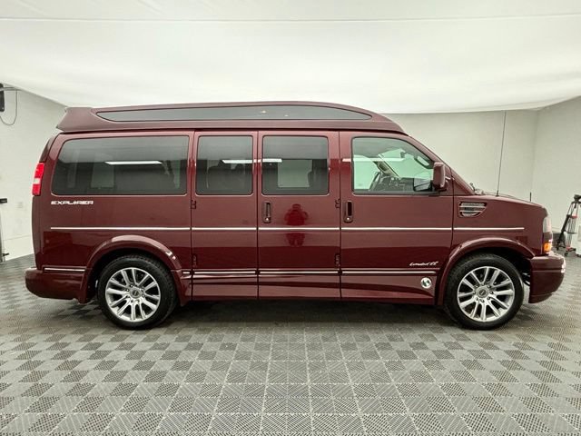 Used 2020 GMC Savana 2500 w/ Enhanced Convenience Package RWD image 6