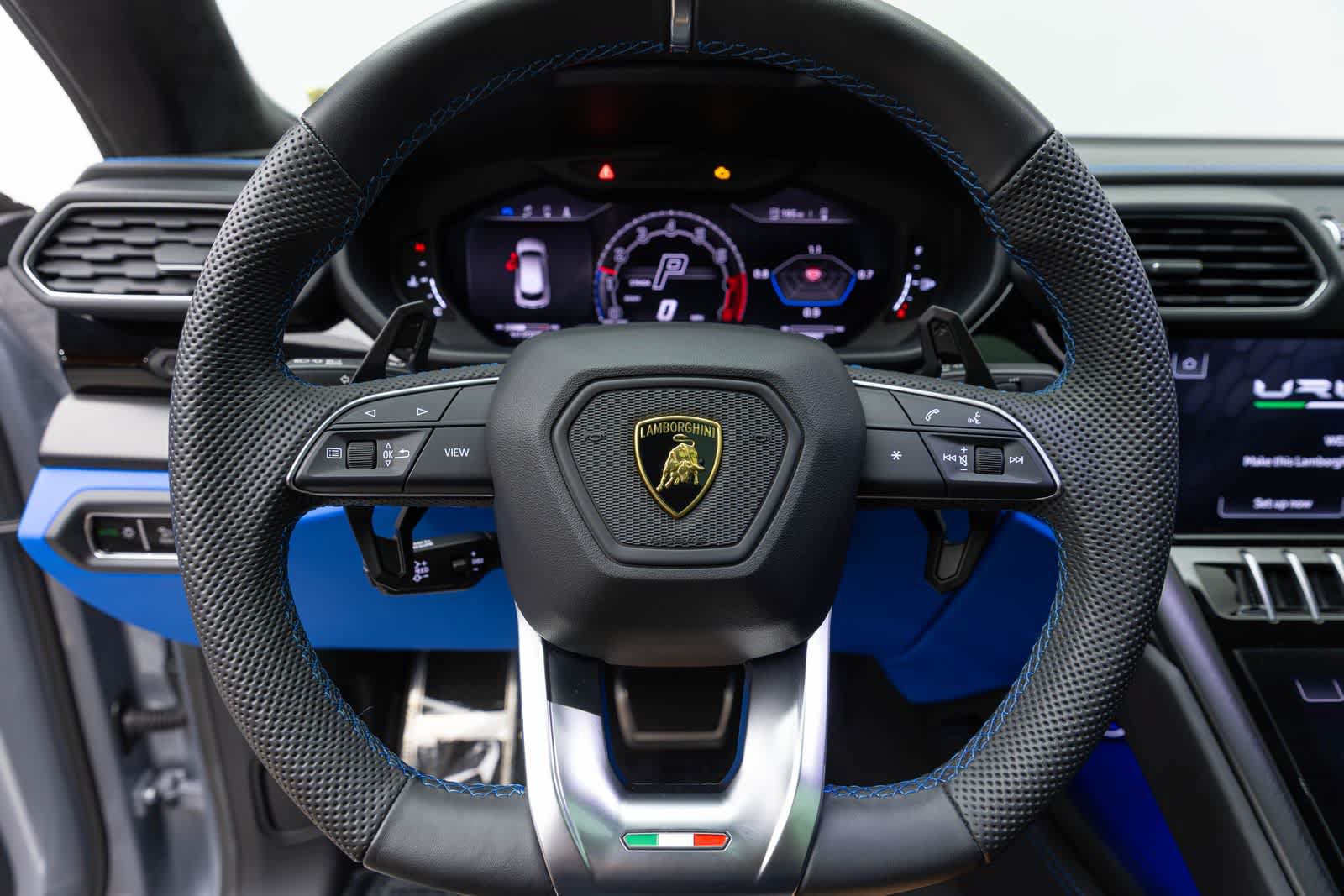 Used 2024 Lamborghini Urus S AWD/4WD image 15