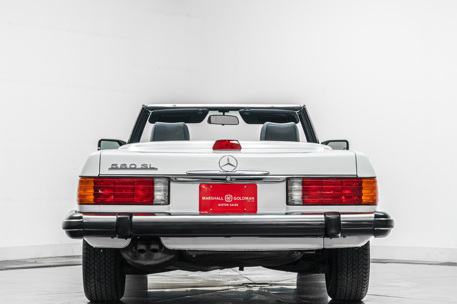 Used 1987 Mercedes-Benz 560 SL image 8