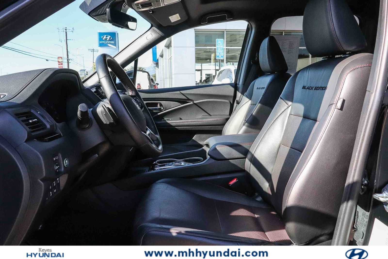 Used 2024 Honda Ridgeline Black Edition image 17