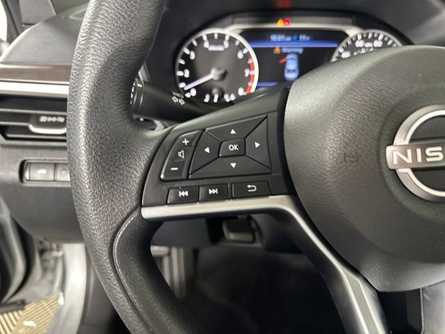 Used 2023 Nissan Altima 2.5 SV image 15