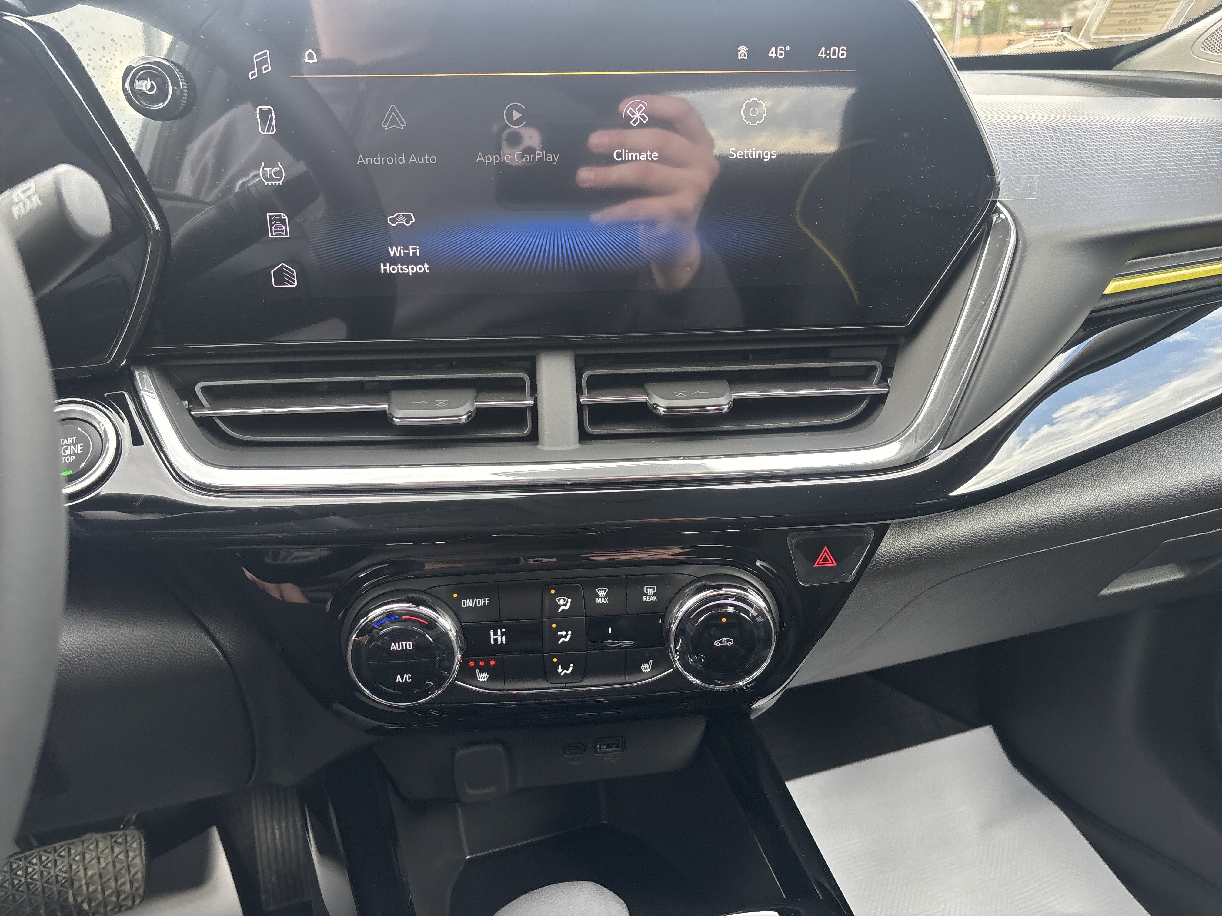 New 2026 Chevrolet Trax ACTIV w/ Driver Confidence Package FWD image 24