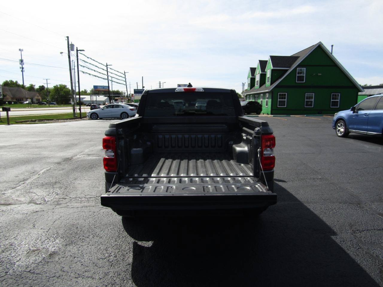 Used 2025 Ford Maverick XL w/ Equipment Group 102A AWD/4WD image 7