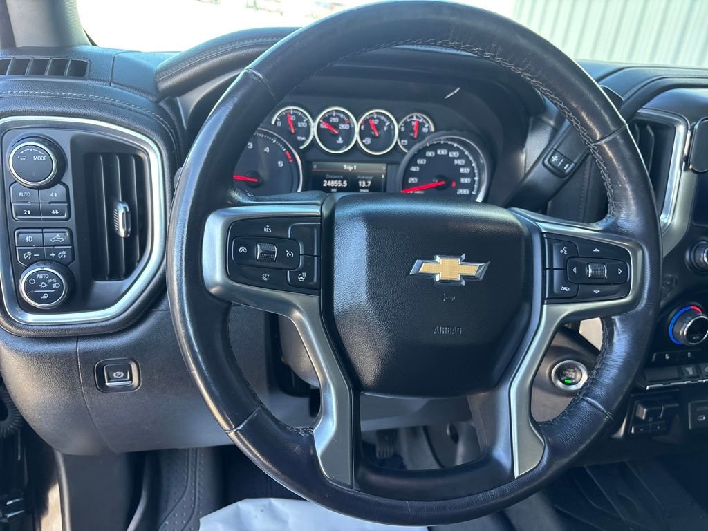 Used 2022 Chevrolet Silverado 2500 LTZ w/ Gooseneck/5TH Wheel Package image 19