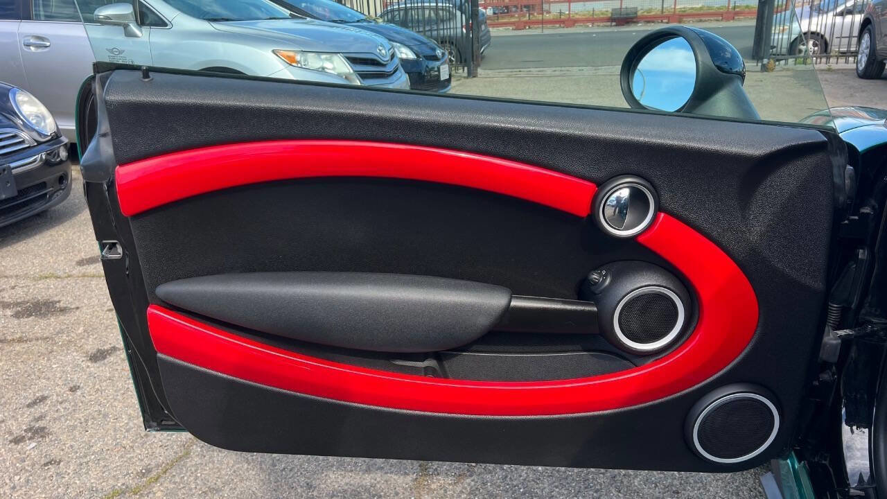 Used 2013 MINI Cooper John Cooper Works image 25