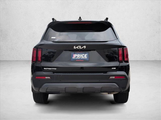 Used 2023 Kia Sorento S AWD/4WD image 7