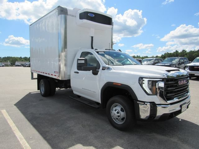 New 2026 GMC Sierra 3500 Pro w/ Convenience Package RWD image 5