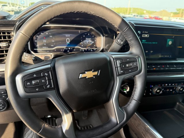 Used 2024 Chevrolet Silverado 2500 LTZ w/ LTZ Plus Package image 15