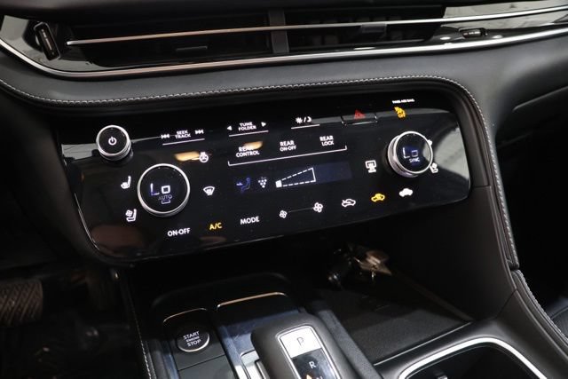 Used 2023 INFINITI QX60 Sensory AWD/4WD image 26