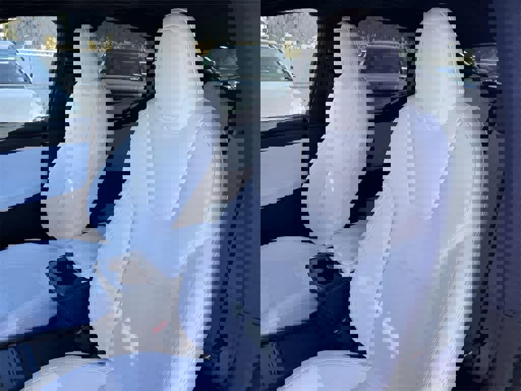 Used 2021 Tesla Model X Performance image 41