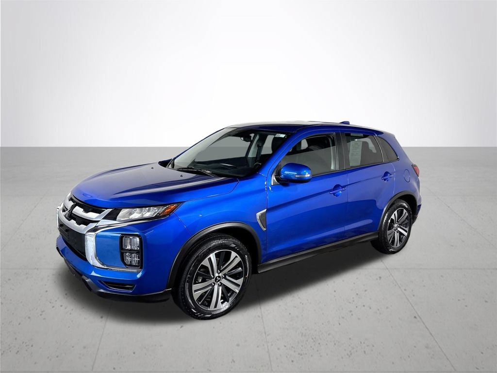 Used 2025 Mitsubishi Outlander Sport ES AWD/4WD image 2