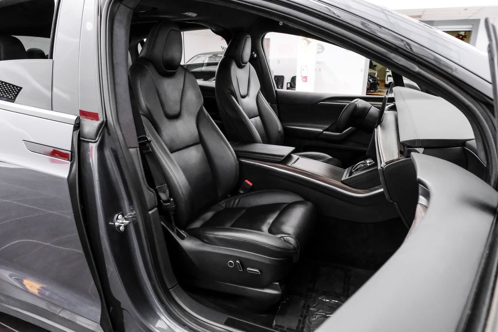 Used 2022 Tesla Model X AWD/4WD image 41