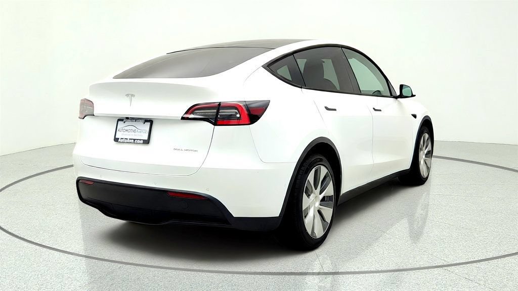 Used 2020 Tesla Model Y Long Range AWD/4WD image 5