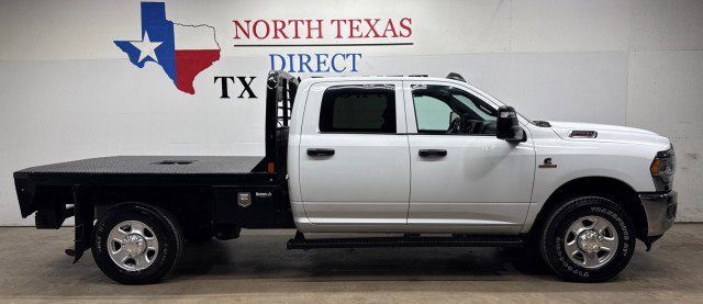 Used 2024 RAM 2500 Tradesman w/ Chrome Appearance Group AWD/4WD image 4