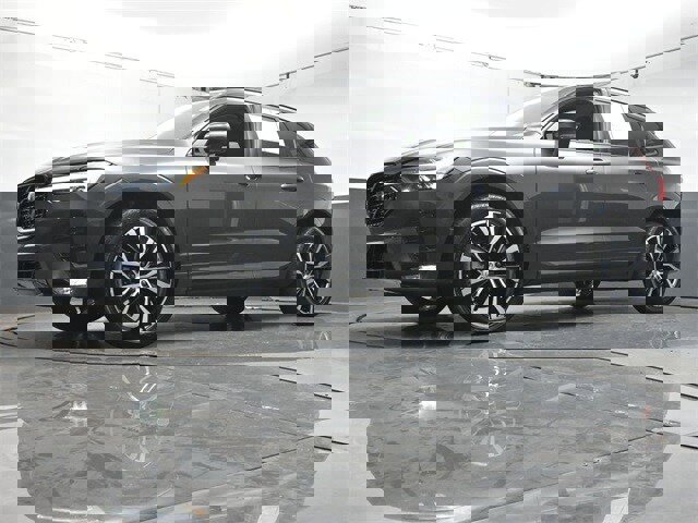 Certified 2023 Volvo XC60 B5 Plus image 35