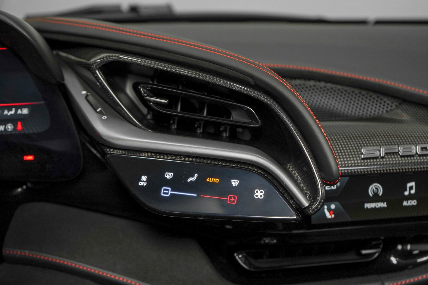 Used 2022 Ferrari SF90 Spider image 47