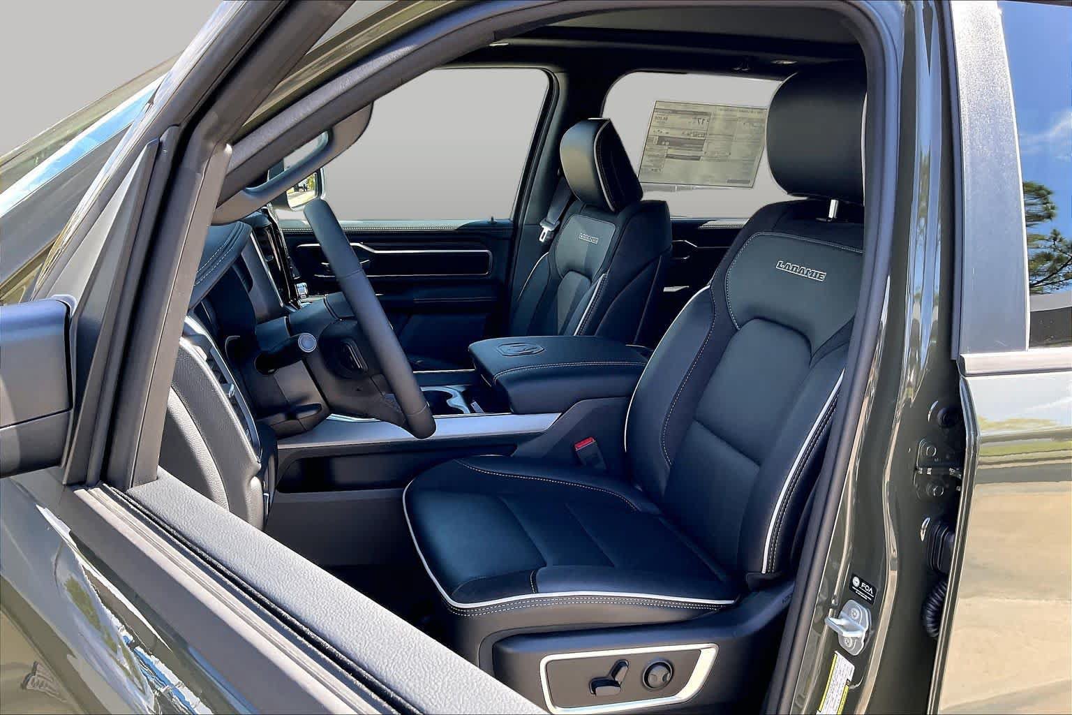New 2027 RAM 1500 Laramie AWD/4WD image 9