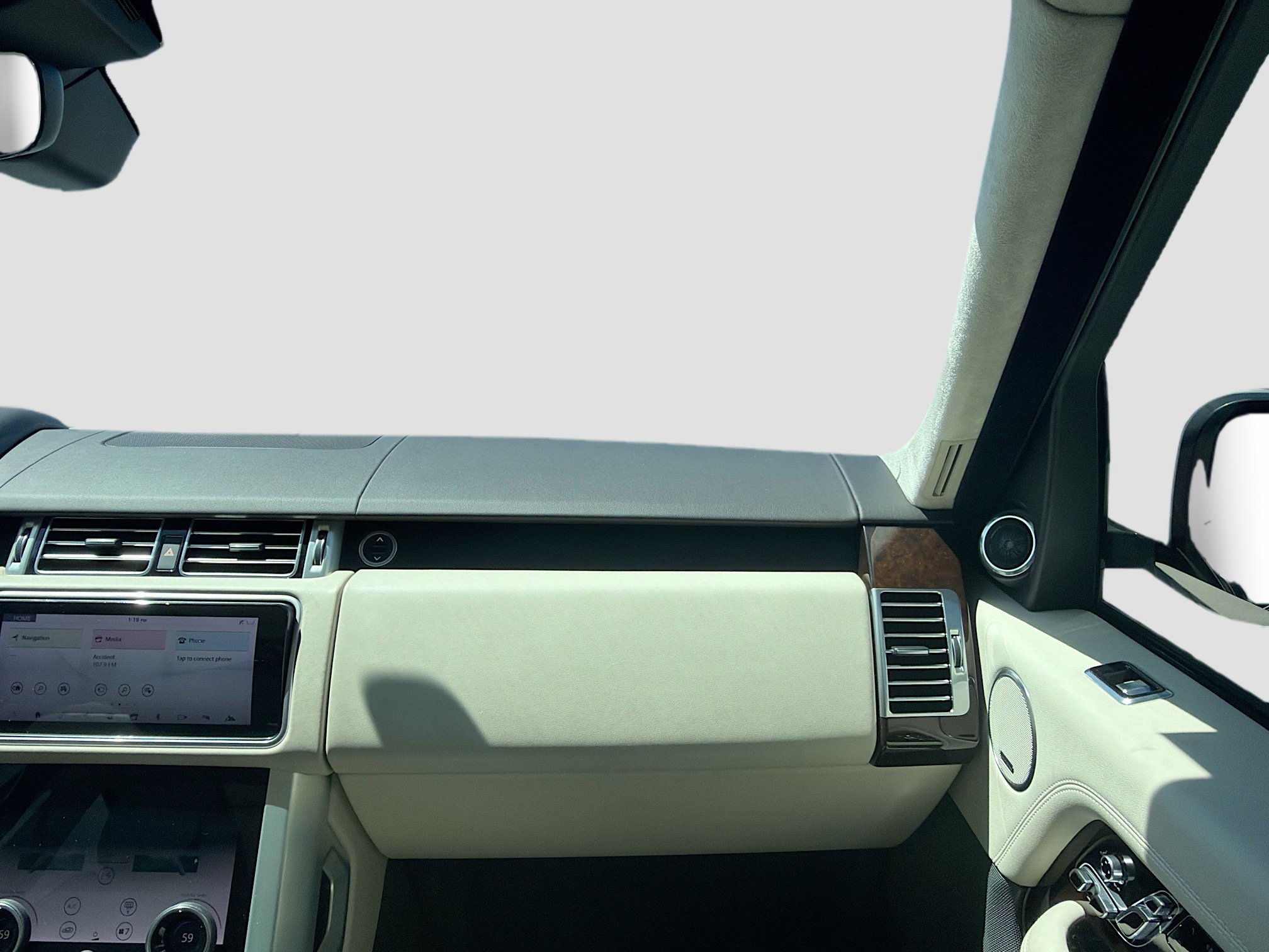 Used 2019 Land Rover Range Rover HSE image 19