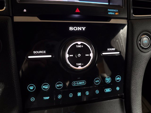 Used 2013 Ford Taurus Limited AWD/4WD image 17