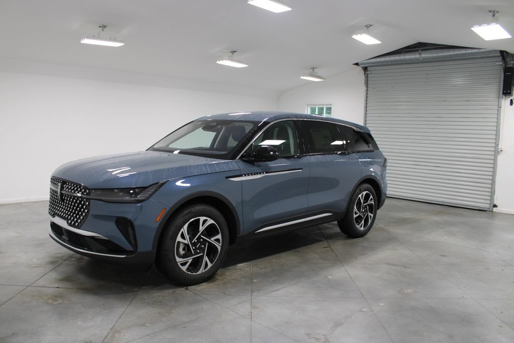 New 2026 Lincoln Nautilus Premier AWD/4WD image 3