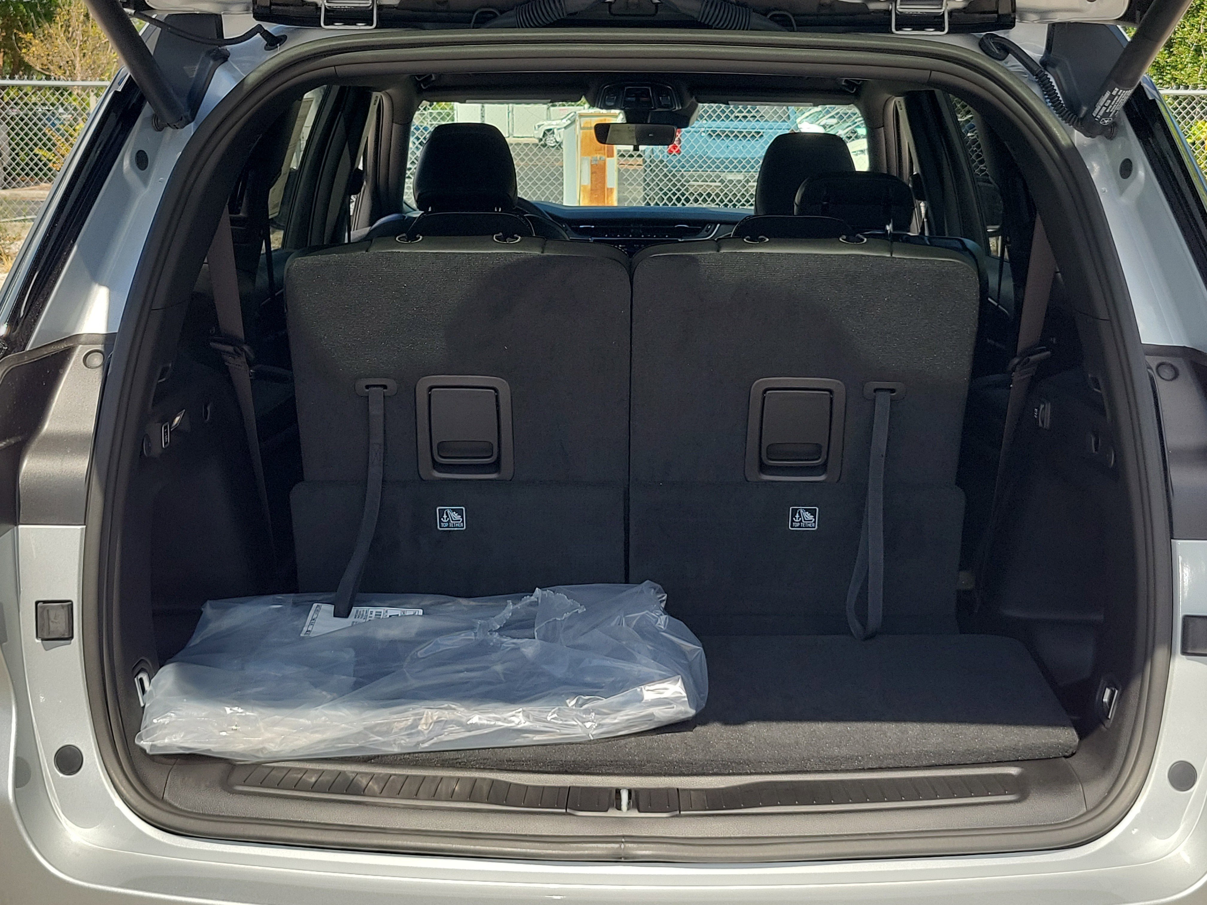 New 2025 Jeep Grand Cherokee L Laredo image 5