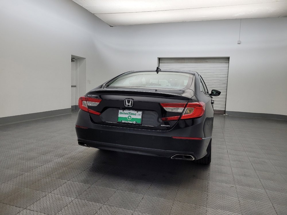 Used 2018 Honda Accord Touring image 7