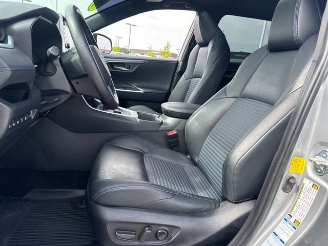 Used 2022 Toyota RAV4 XSE AWD/4WD image 17