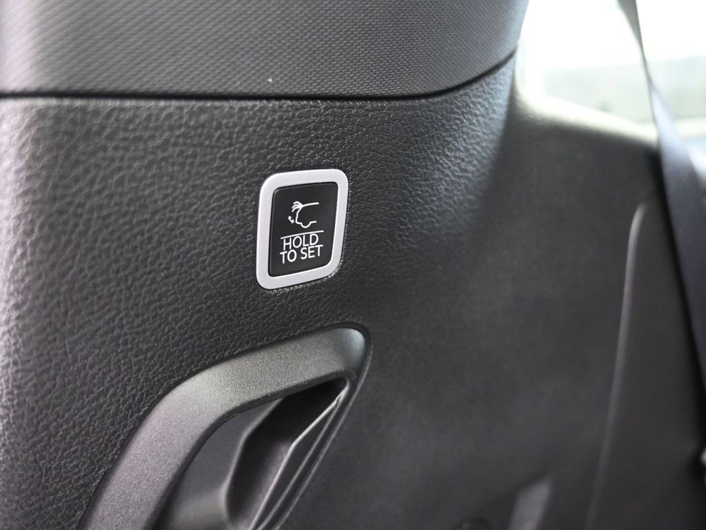 Used 2023 Jeep Wagoneer Series III w/ Preferred Equipment Group image 43