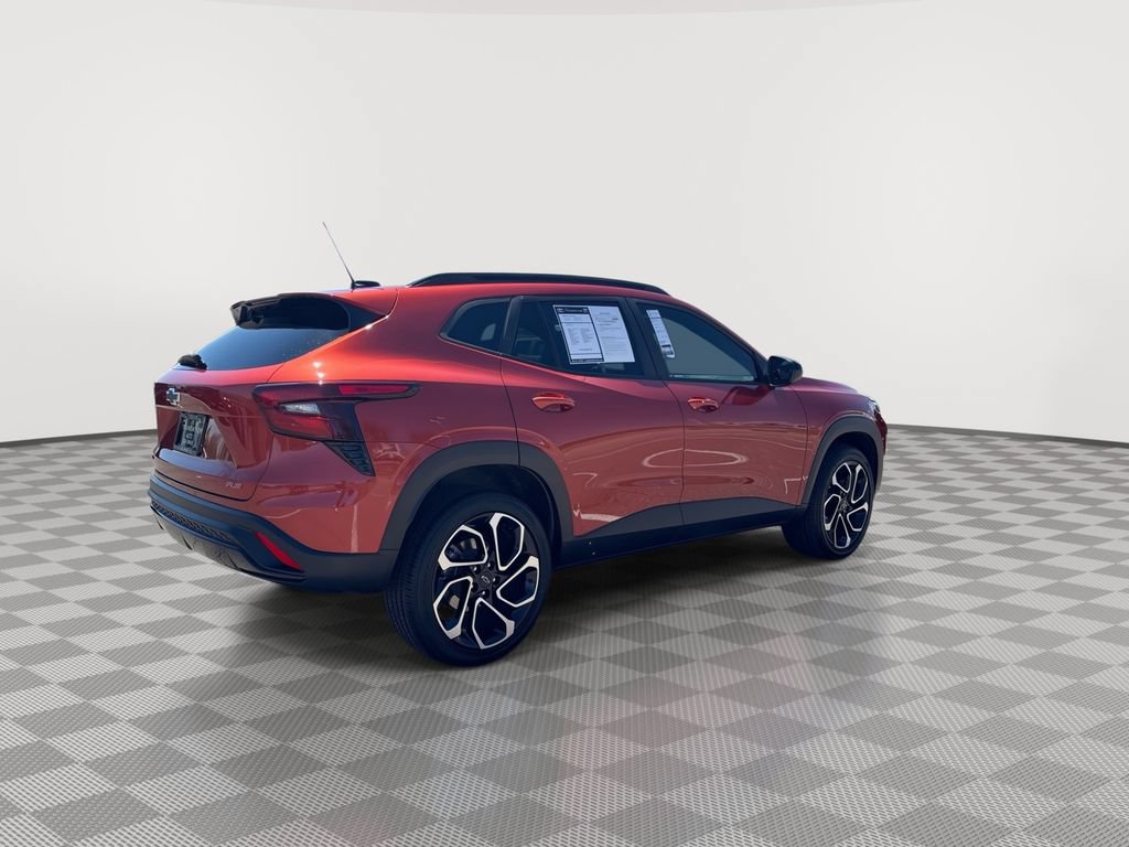 Certified 2024 Chevrolet Trax RS FWD image 12