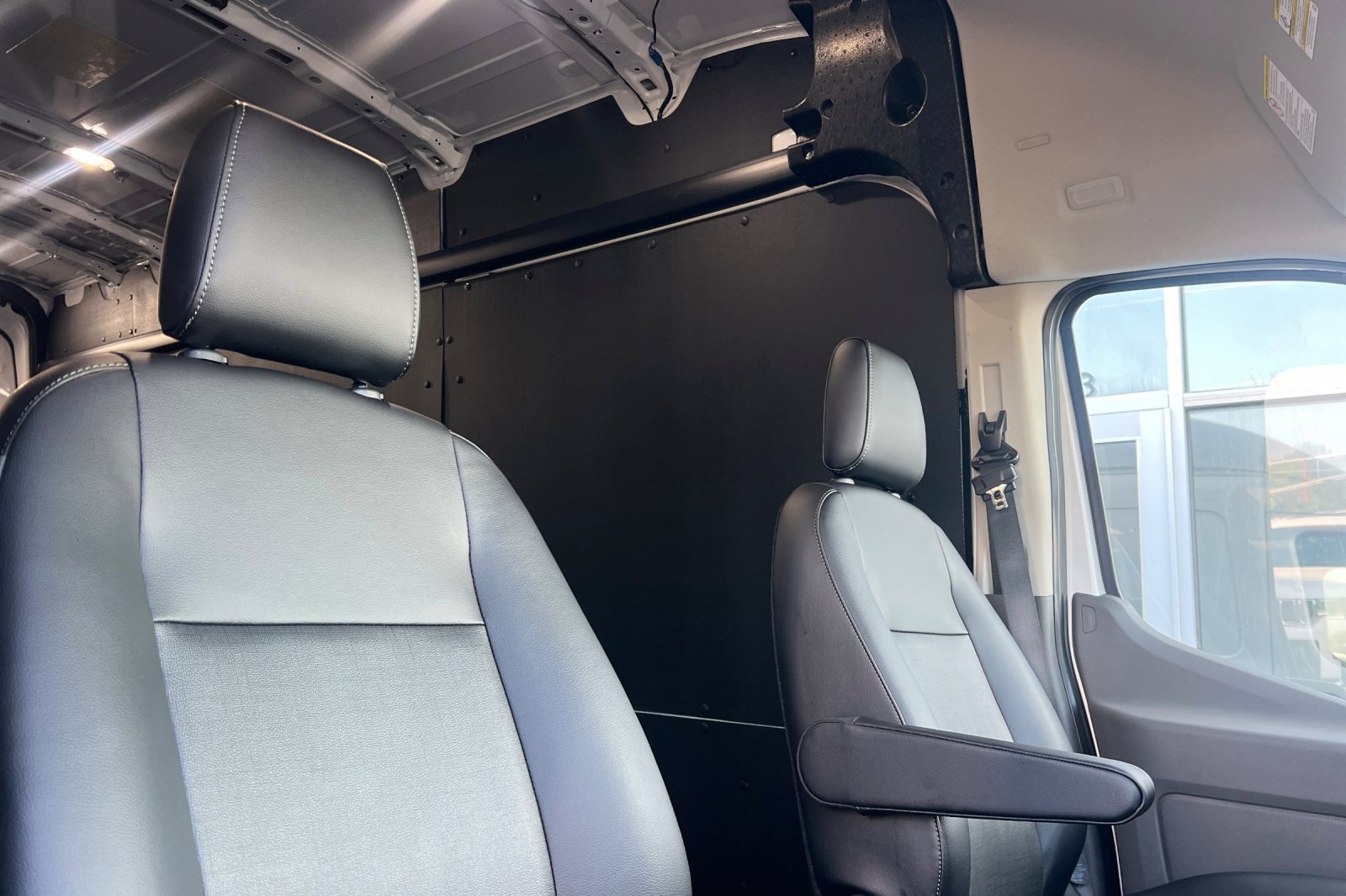 New 2025 Ford Transit 250 148 High Roof Extended w/ Load Area Protection Package image 15