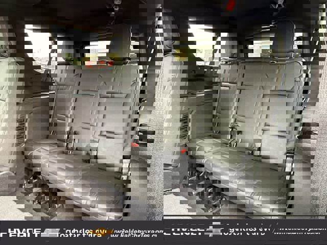 Used 2023 Chevrolet Suburban RST AWD/4WD image 36