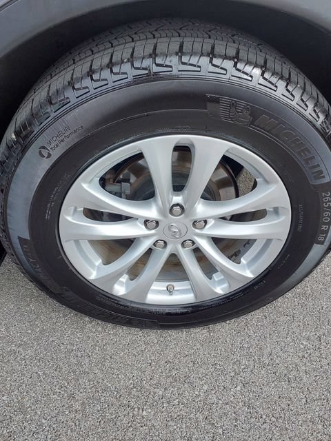 Used 2015 INFINITI QX70 AWD w/ Premium Package image 33