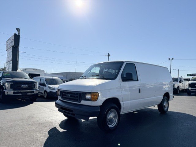 Used 2006 Ford E-250 and Econoline 250 RWD image 1